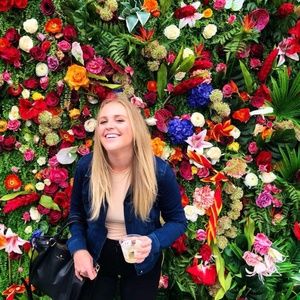 Meet your Posher, Kelly